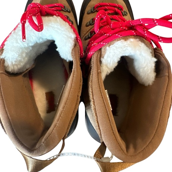 UGG Brown and Black Winter Boots with Red Laces - Picture 6 of 7
